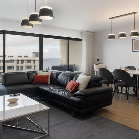 Sao Lucas I By An Island Apartment *