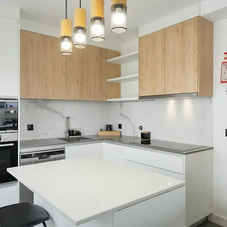 Sao Lucas I By An Island Apartment