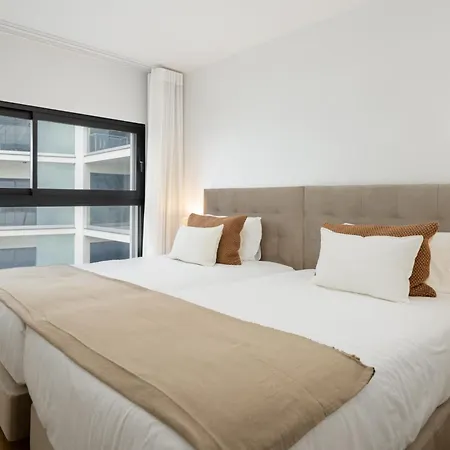 Sao Lucas I By An Island Apartment *