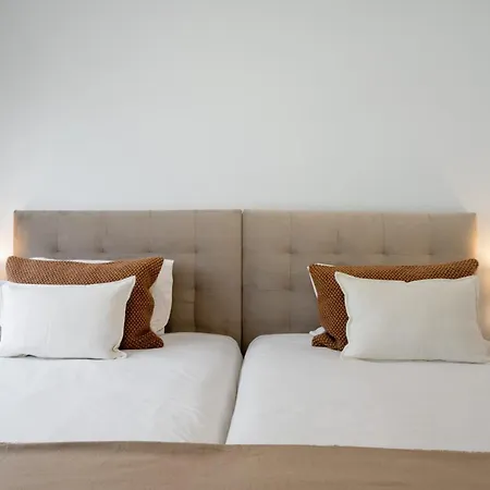 Sao Lucas I By An Island