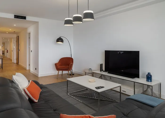 Sao Lucas I By An Island