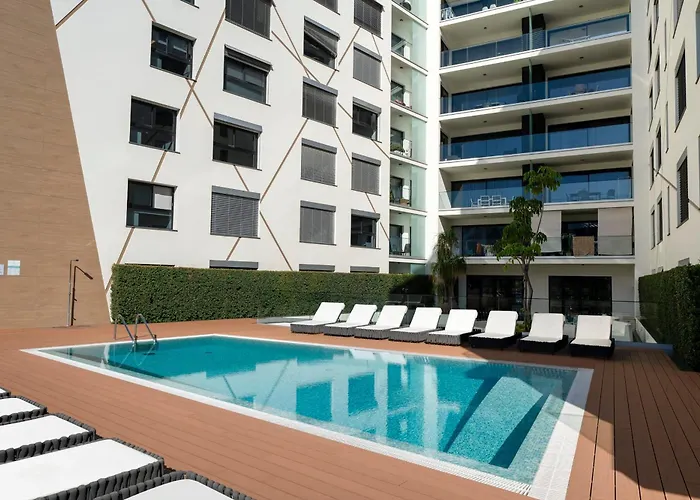 Sao Lucas I By An Island