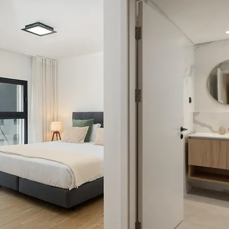 Sao Lucas I By An Island